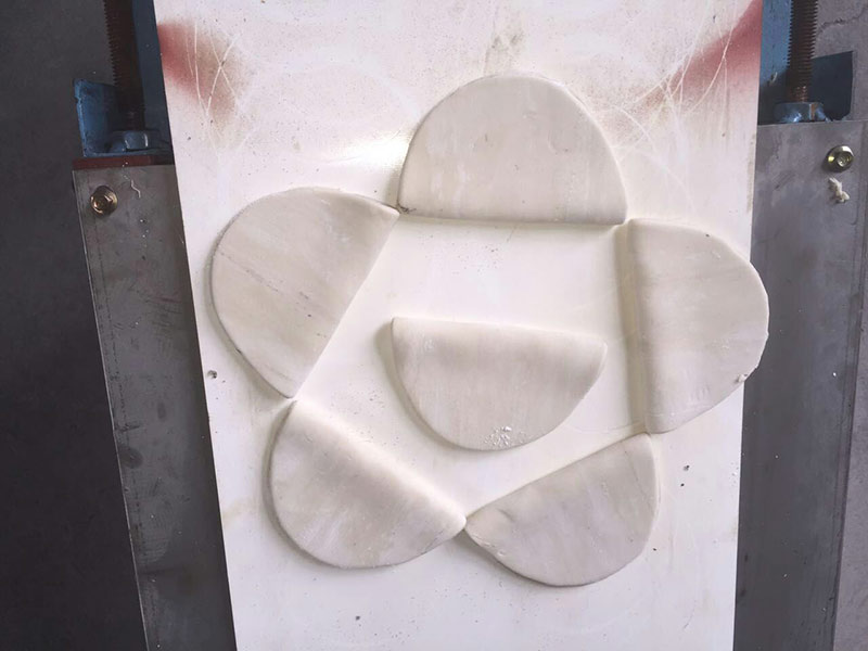 ���~C�������x�C��